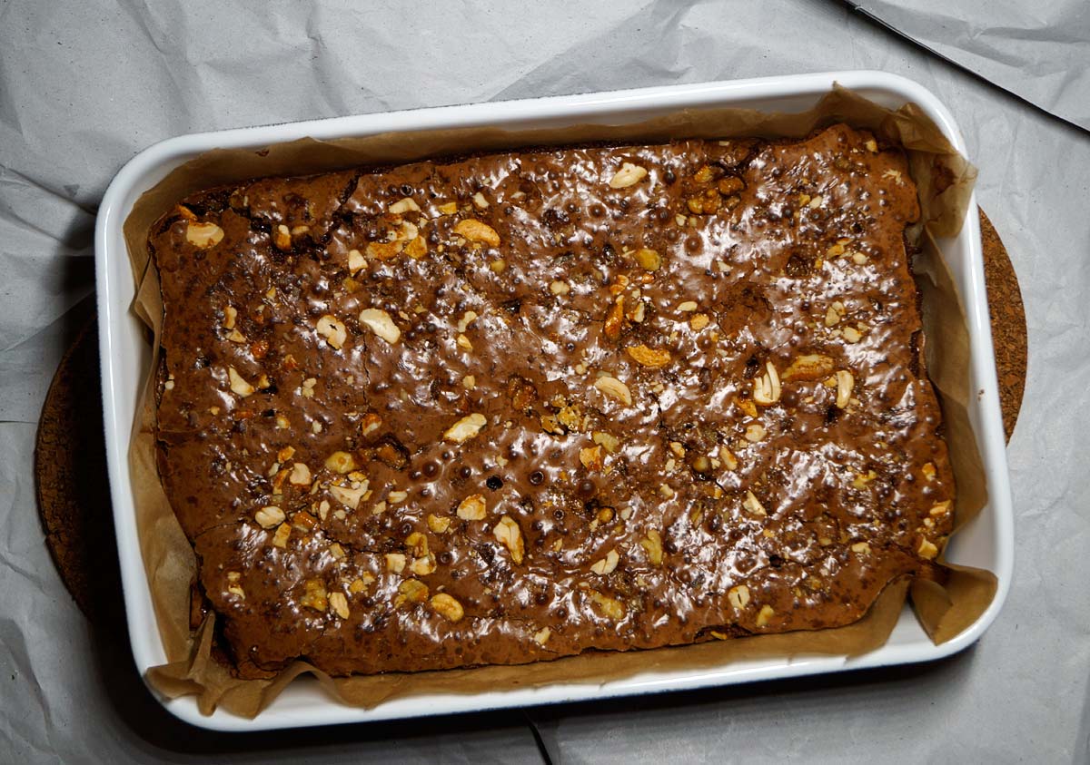 Brownies mit karamellisierten Nüssen {CoI} | Caro in the Kitchen